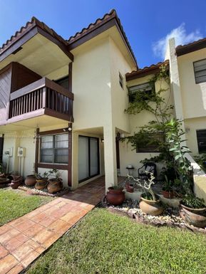 3814 SW 52nd Ave # 3814, Pembroke Park FL 33023