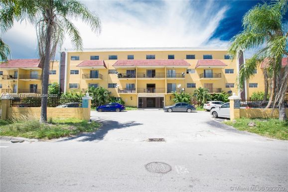 5100 SW 41st St # 206, Pembroke Park FL 33023