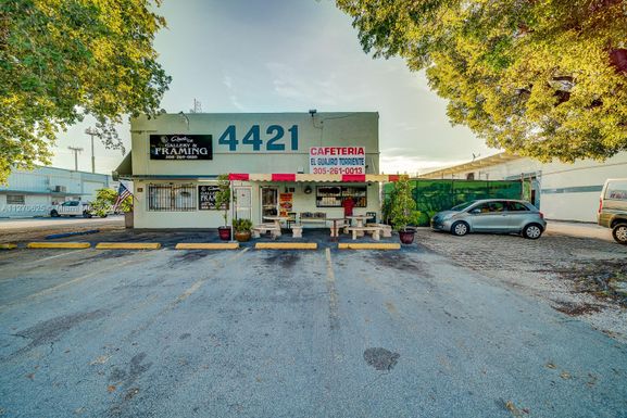 Restaurant Cafeteria For Sale in Bird Road Arts Districts, Miami FL 33155
