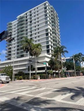 1800 Collins Ave # 3H, Miami Beach FL 33139