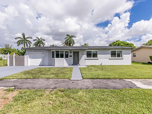 65 NW 161st St, Miami FL 33169