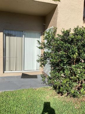 2391 NW 96th Ter # 19M, Pembroke Pines FL 33024