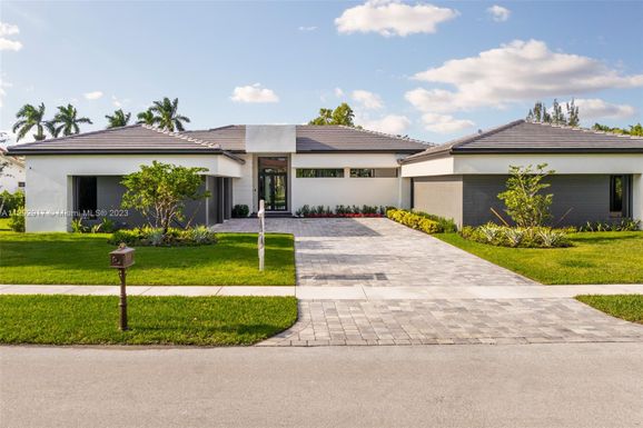 491 Ranch Rd, Weston FL 33326