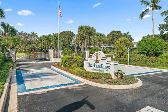 2693 NE Sewalls Landing Way, Jensen Beach FL 34957