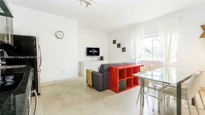 1300 Pennsylvania Ave # 303, Miami Beach FL 33139