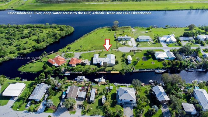 1101 E Anchor Lane, Moore Haven FL 33471