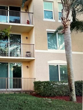 905 Villa Cir # 905, Boynton Beach FL 33435