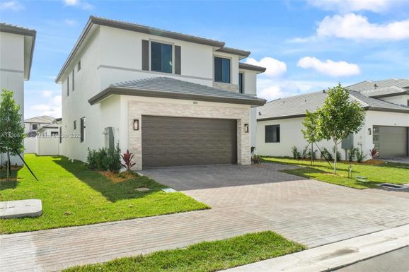 8096 NW 48th Ter, Doral FL 33166