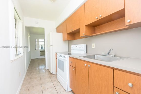 9580 NW 4TH AVE # 9, Miami FL 33150