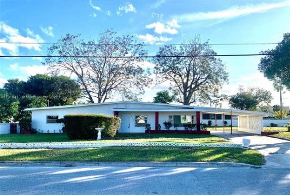 1613 Avenue M, Fort Pierce FL 34950