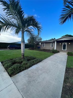 27905 SW 162nd Ave, Homestead FL 33031