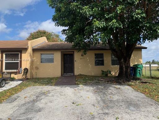 2871 NW 204th Ln # 2871, Miami Gardens FL 33056