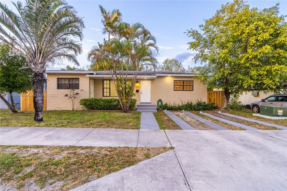 1821 NW 135th St, Opa-Locka FL 33167