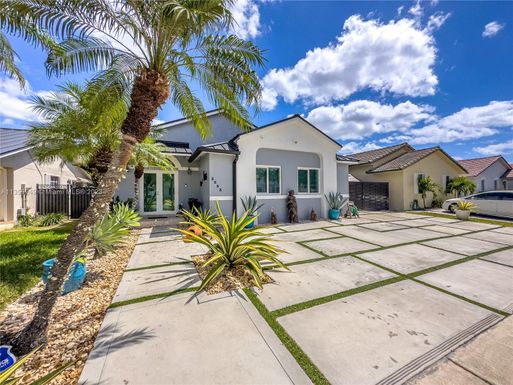 5253 SW 145th Ave, Miami FL 33175