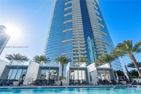 851 NE 1st Ave # 3509, Miami FL 33132
