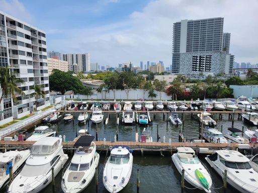 1740 NW N River Dr # 512, Miami FL 33125