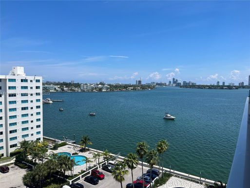 7501 E Treasure Dr # 10K, North Bay Village FL 33141