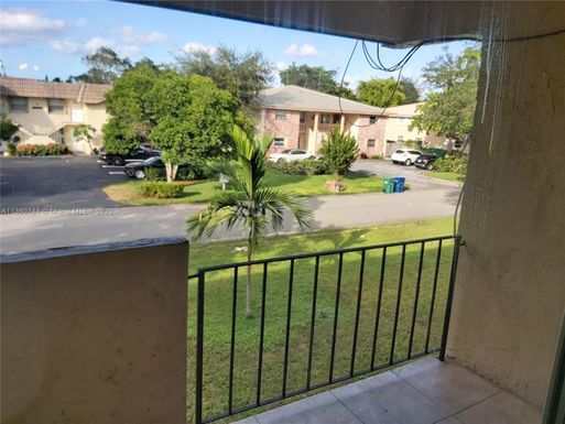 10270 NW 35th St # 30, Coral Springs FL 33065