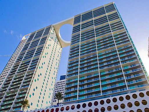 55 SE 6th St # 1204, Miami FL 33131