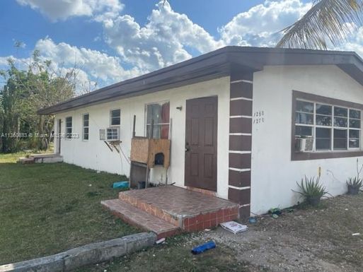18540 SW 304th St, Homestead FL 33030