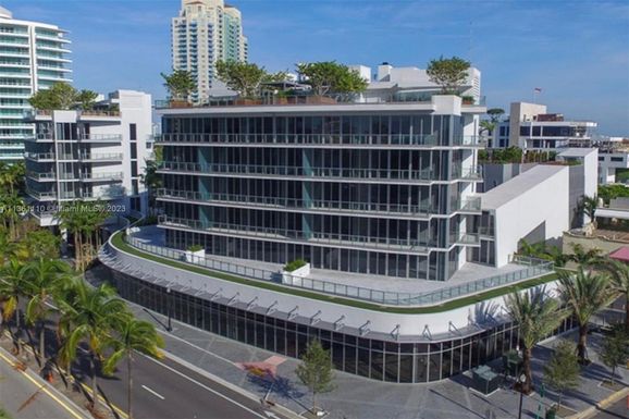 801 S Pointe Dr # 406, Miami Beach FL 33139