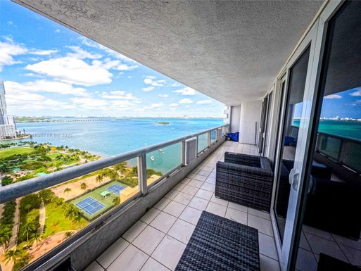 1717 N Bayshore Dr # 2847, Miami FL 33132