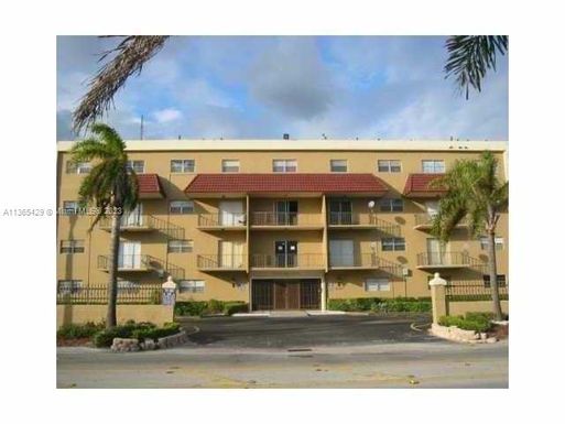 5100 SW 41st St # 201, Pembroke Park FL 33023