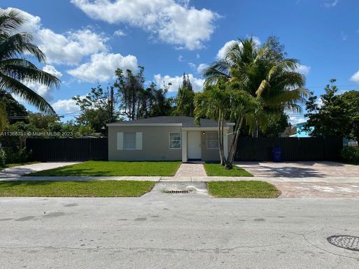 10450 SW 171st St, Miami FL 33157