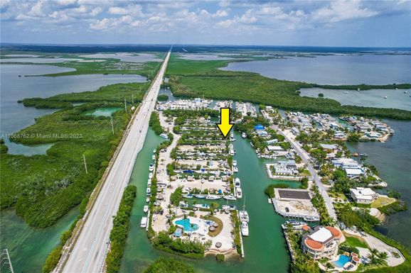 100 Morris Ln, C-8, Key Largo FL 33037