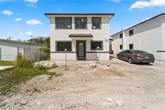 21226 SW 119th Ave, Miami FL 33177