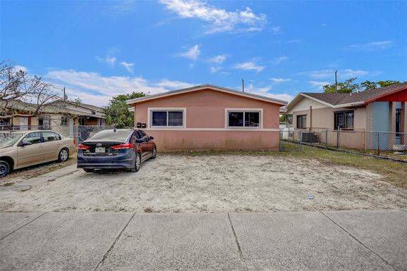 2480 NW 139th St, Opa-Locka FL 33054