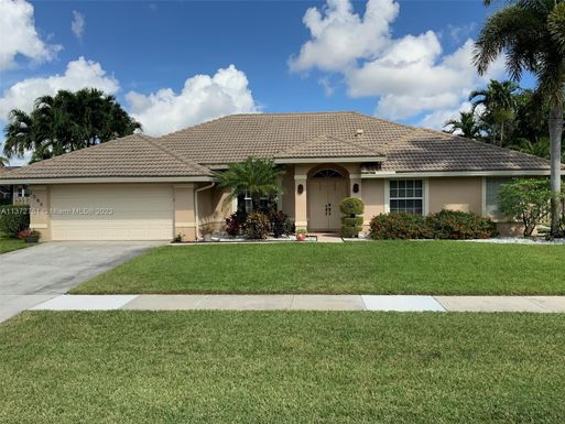 2086 Portland Ave, Wellington FL 33414