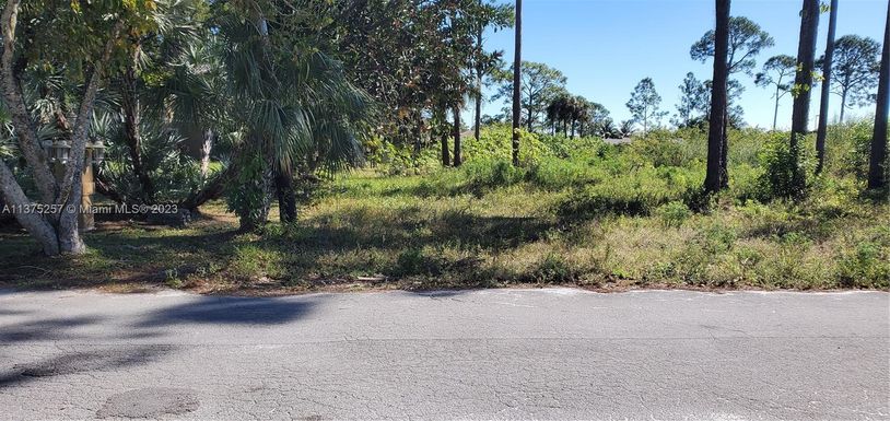 5780 NW 74th Ter, Parkland FL 33067