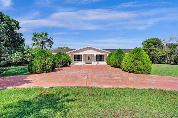 4661 SW 128th Ave, Southwest Ranches FL 33330
