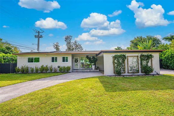 6380 SW 63rd Ave, South Miami FL 33143