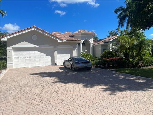 3260 Birch Ter, Davie FL 33330