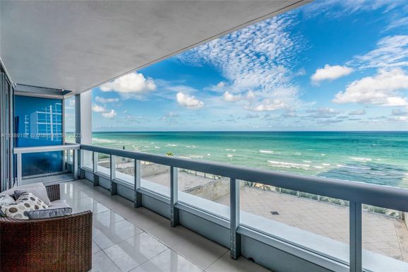 6899 Collins Ave # 706, Miami Beach FL 33141