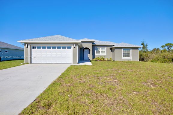 81 Tobler Blvd., Lake Placid FL 33852