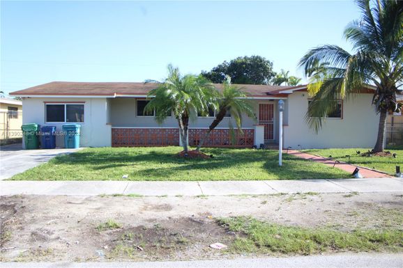 1711 NW 171st Ter, Miami Gardens FL 33056