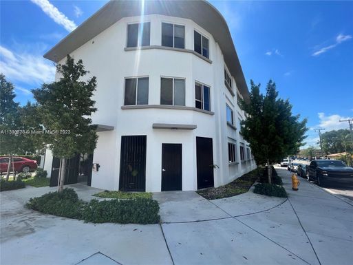 1580 NW 2nd Street # 15, Miami FL 33125