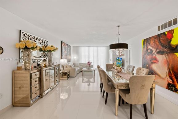 9801 Collins Ave # 10V, Bal Harbour FL 33154