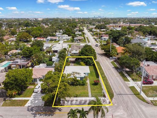 2403 Coolidge St # 1, Hollywood FL 33020