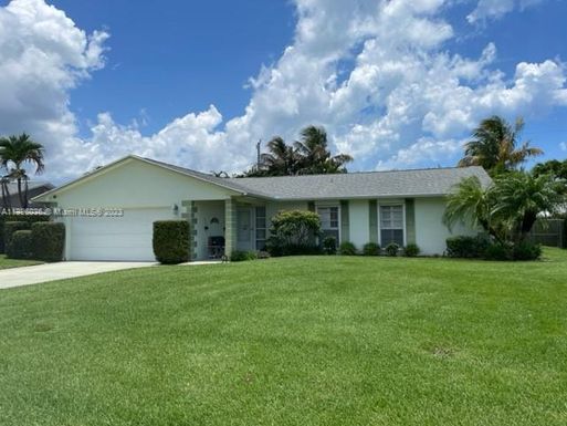 3367 Cove Rd, Jupiter FL 33469