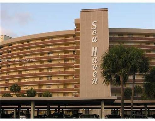2731 NE 14th St Cswy # 203, Pompano Beach FL 33062