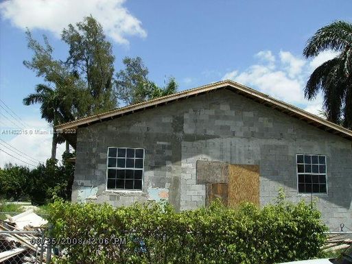 191 NW 84th St, Miami FL 33150