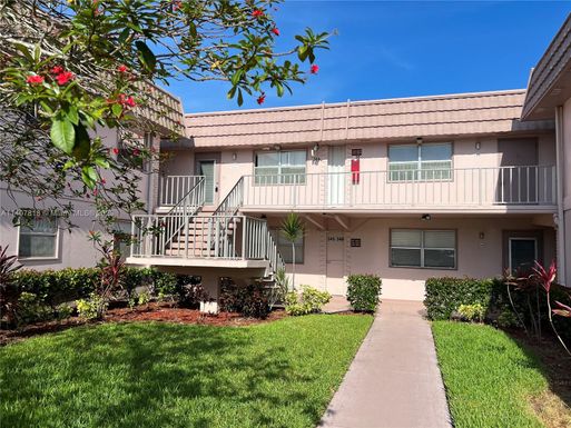 369 Saxony H # 369, Delray Beach FL 33446