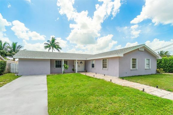 1885 E Terrace Dr, Lake Worth FL 33460