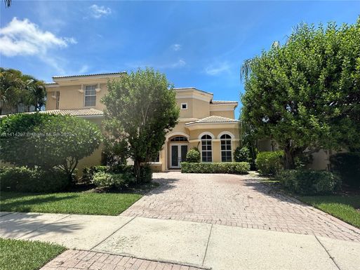 138 Tranquilla Dr, Palm Beach Gardens FL 33418