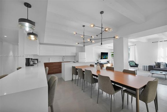 1330 Ocean Dr # 2A, Miami Beach FL 33139