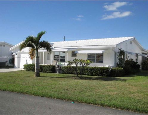 2013 SW 17th Ave, Boynton Beach FL 33426